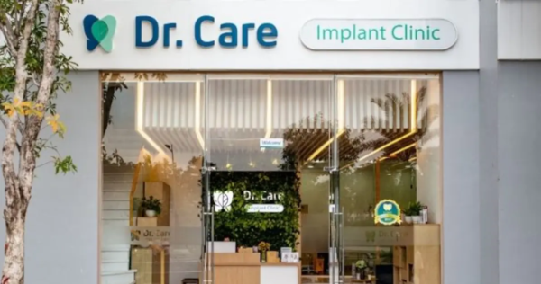 Nha khoa Dr.Care có đội ngũ bác sĩ giỏi chuyên môn, tận tâm