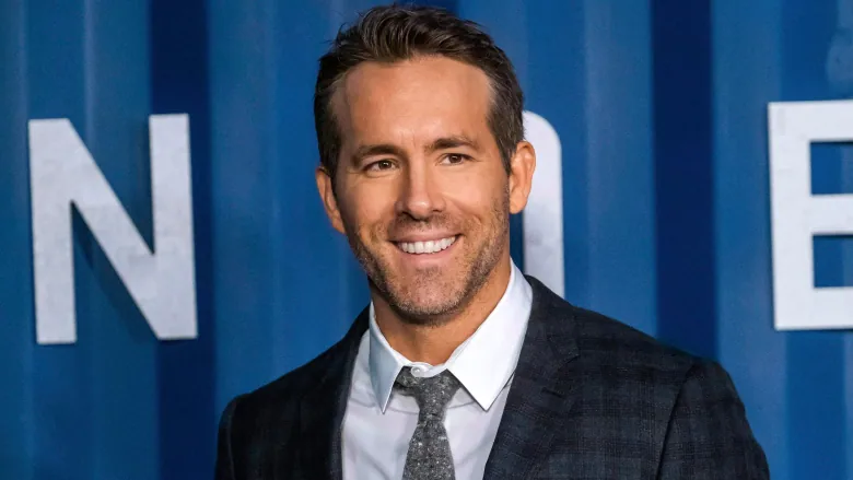 Ryan Reynolds thường xuyên xuất hiện trong các danh sách về nụ cười đẹp