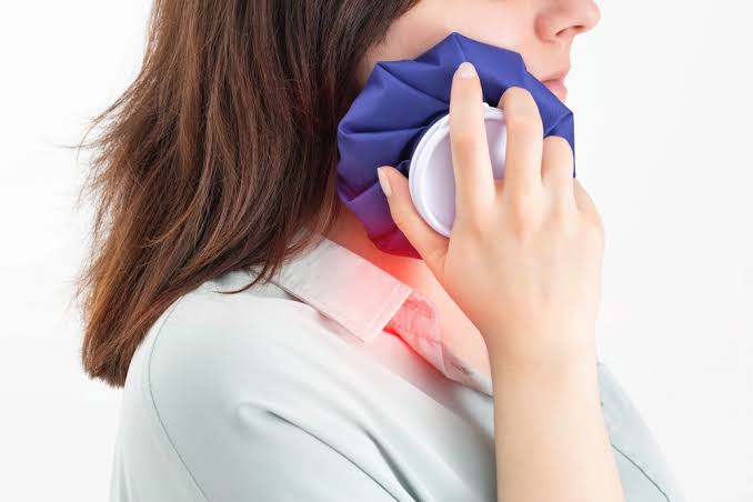 Trồng răng Implant có đau không? Mức độ đau và cách giảm đau 7 Trồng răng Implant có đau không? Mức độ đau và cách giảm đau 6